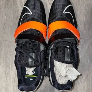 Nike size 15 weight lifting shoes